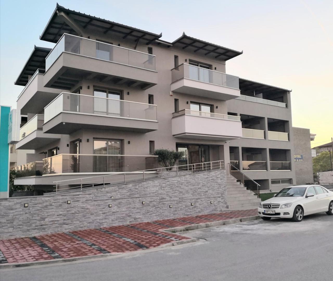 Riviera Olympus Gods Hotel Paralia Katerinis Ngoại thất bức ảnh