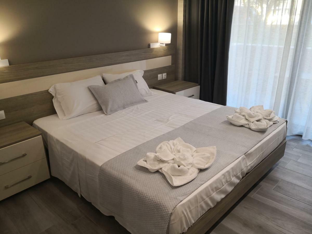 Riviera Olympus Gods Hotel Paralia Katerinis Ngoại thất bức ảnh